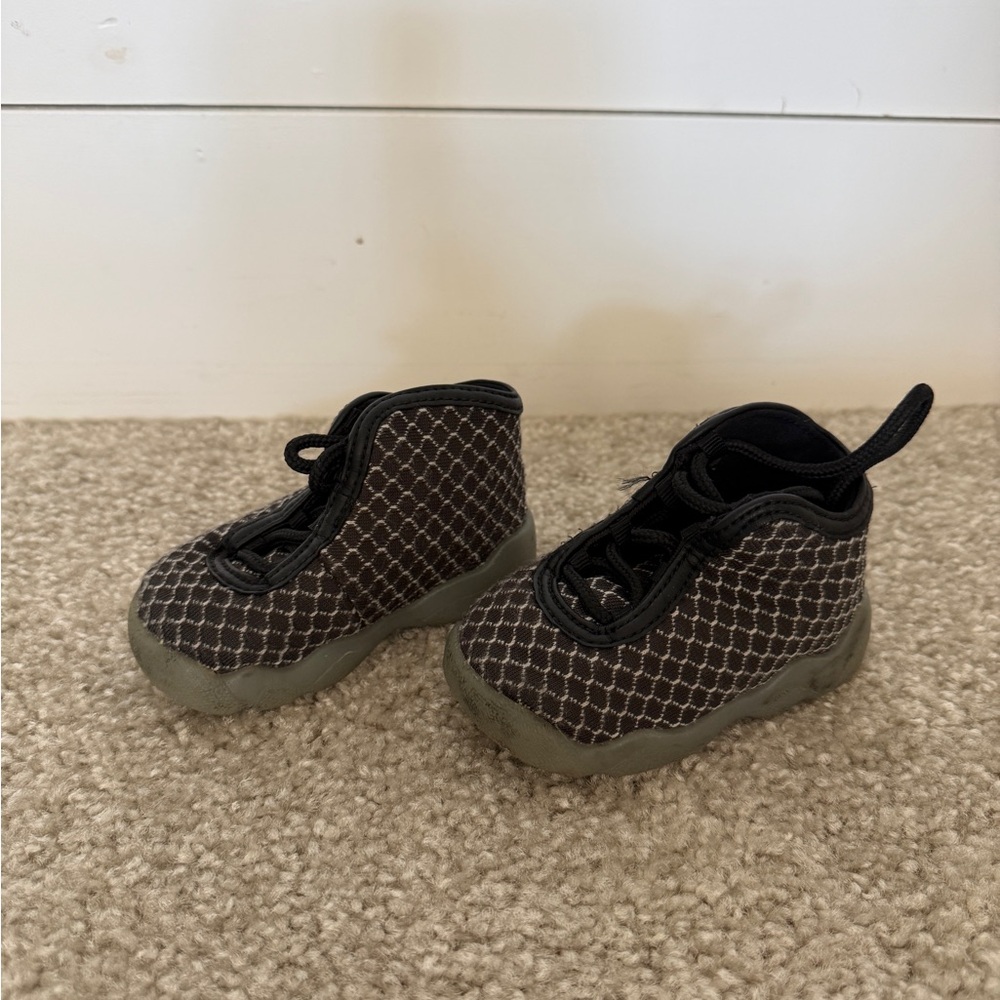 Air Jordan Grey Wolf Black and Gray Kids Shoes